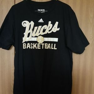 Adidas Milwaukee Bucks XL tee
